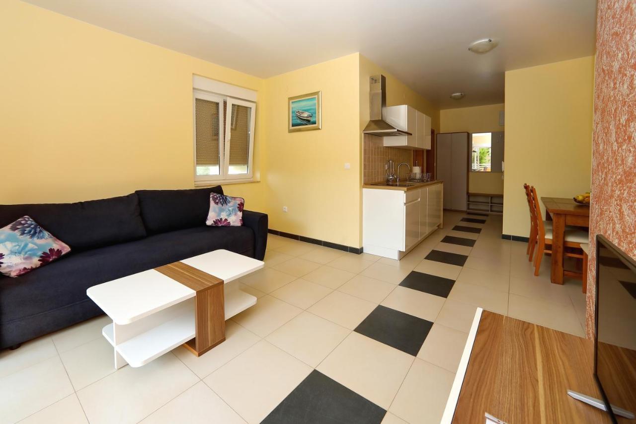 Villa Palma ซูโกชัน ภายนอก รูปภาพ