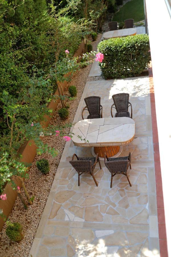 Villa Palma ซูโกชัน ภายนอก รูปภาพ